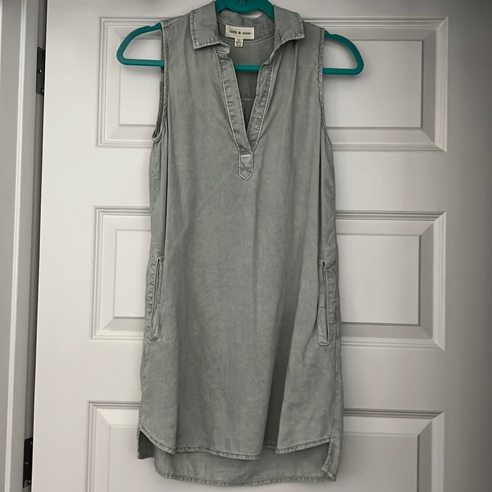 Anthropologie light green dress